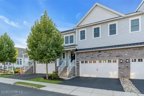 24 Foulks Ter #1602, Lincroft, NJ 07738