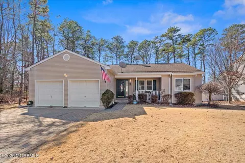 1133 Barnacle Dr, Manahawkin, NJ 08050