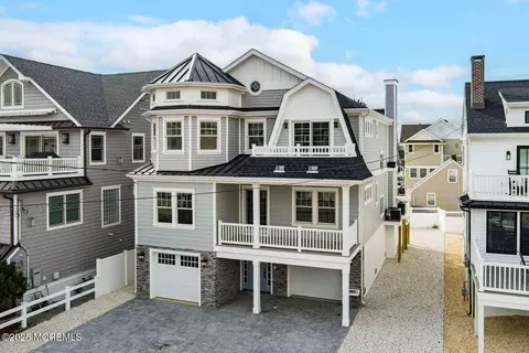 481 Sunset Blvd, Mantoloking, NJ 08738
