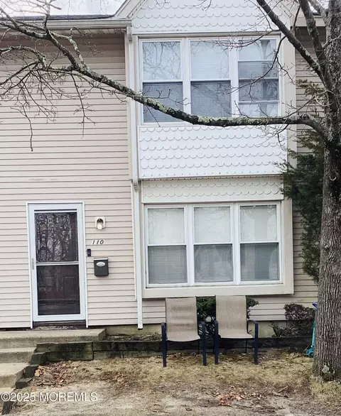 110 Governors Rd, Lakewood, NJ 08701