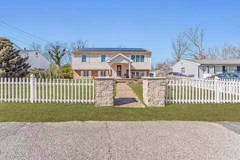 2433 Woodland Rd, Manchester, NJ 08759