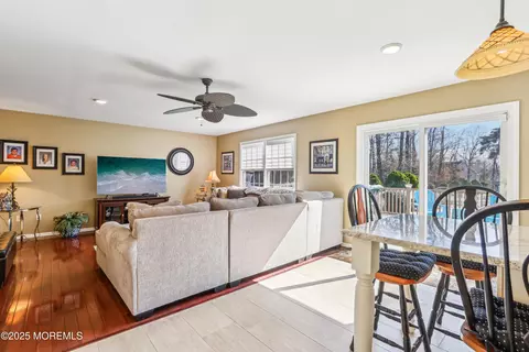 749 Rabbit Run, Brick, NJ 08724 photo 12