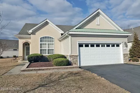 80 Portland St, Barnegat, NJ 08005