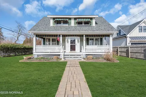 1104 Sea Girt Ave, Sea Girt, NJ 08750