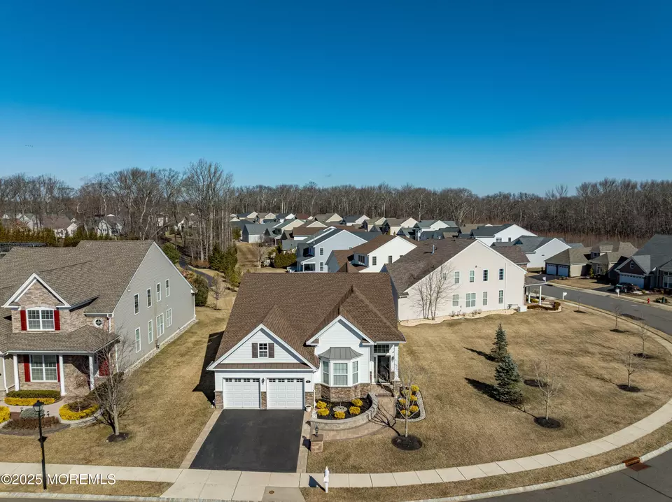 View/Area - 17 Legacy Ct, Freehold, NJ 07728 photo 1 of 7