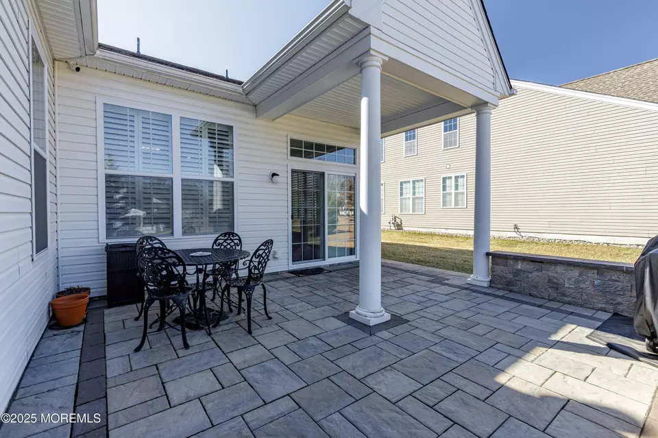 Exterior - 17 Legacy Ct, Freehold, NJ 07728 photo 7 of 10