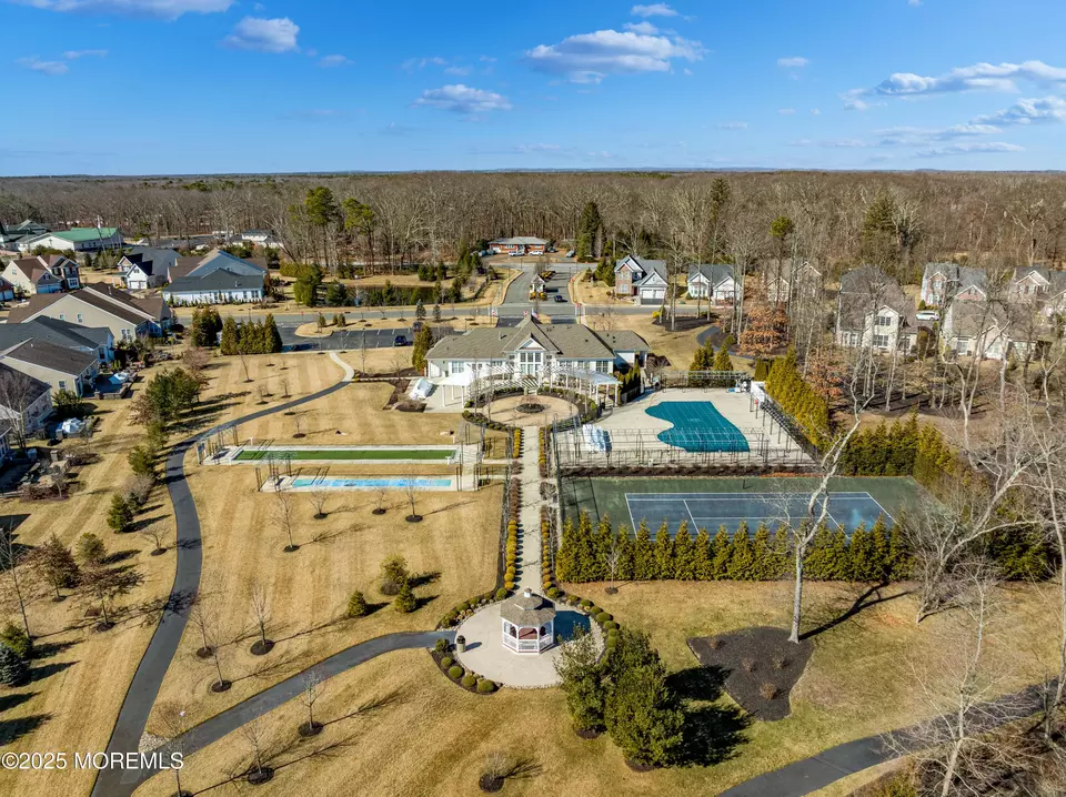 View/Area - 17 Legacy Ct, Freehold, NJ 07728 photo 4 of 7