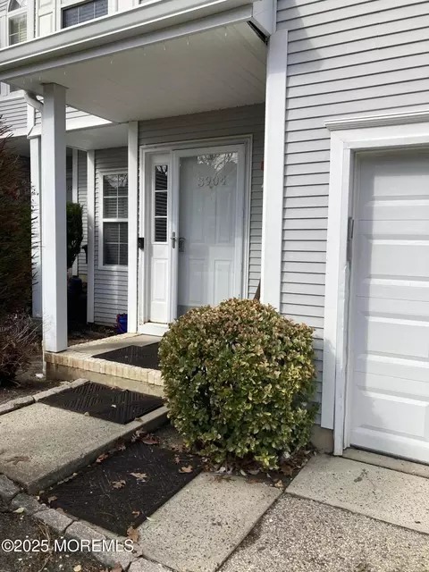 3904 Galloping Hill Ln, Toms River, NJ 08755