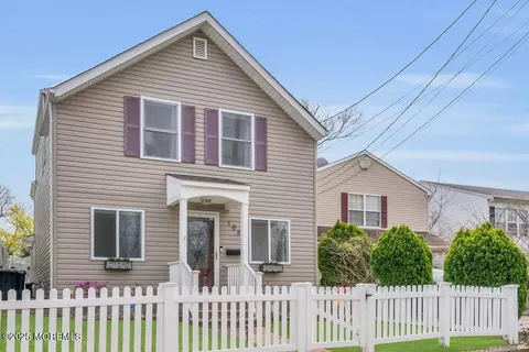 108 Maple Pl, Keyport, NJ 07735