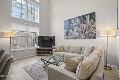 51 Osprey Dr, Old Bridge, NJ 08857