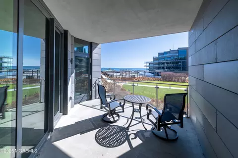 30 Melrose Ter #313, Long Branch, NJ 07740