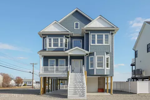 25 Sage Rd, Toms River, NJ 08753