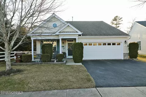 50 Pierhead Dr, Barnegat, NJ 08005