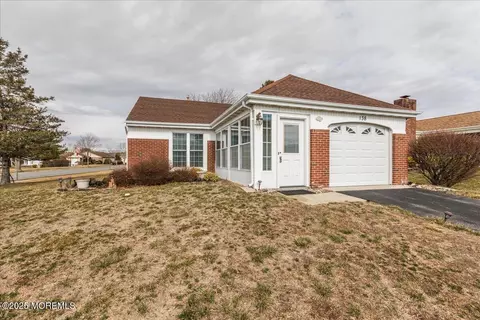 138 Buckingham Dr N, Manchester, NJ 08759