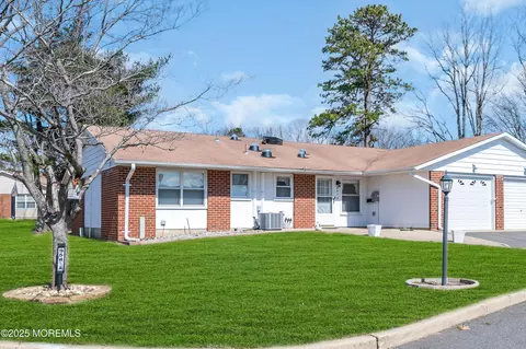 953 Aberdeen Dr # B, Lakewood, NJ 08701