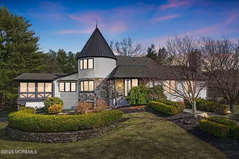 13 Eagle Nest Rd, Colts Neck, NJ 07722