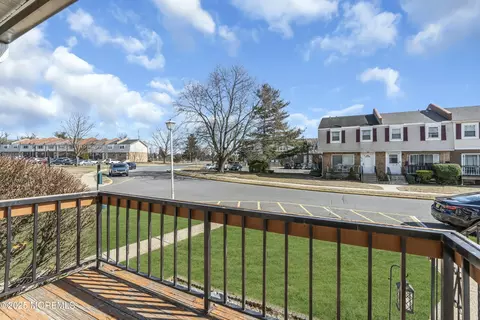 Exterior - 49 Primrose Ln, Brick, NJ 08724 photo 2 of 7