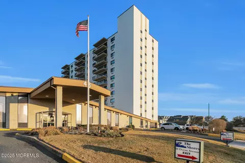 45 Ocean Ave #9A, Monmouth Beach, NJ 07750