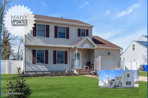 16 Princeton Pines Pl, Brick, NJ 08724