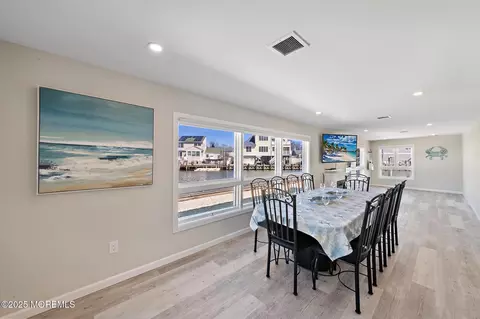 Dining - 13 Bayview Dr, Waretown, NJ 08758 photo 3 of 6