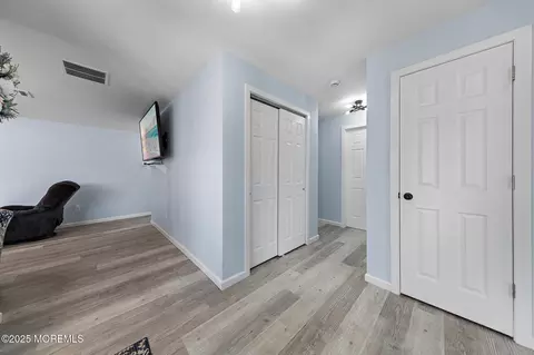 Entry Way - 13 Bayview Dr, Waretown, NJ 08758 photo 4 of 4