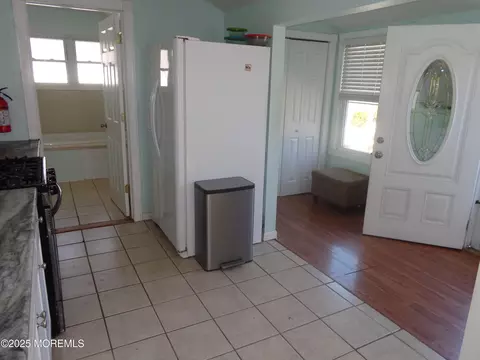 6 Spruce St, Waretown, NJ 08758 photo 3
