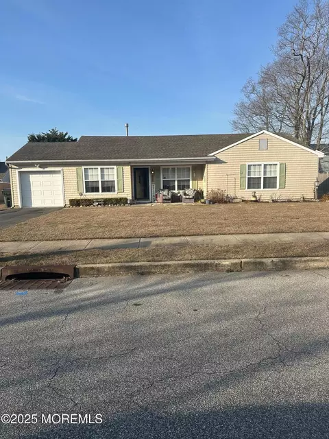 370 Heritage Way, Tuckerton, NJ 08087