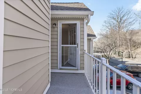 74 Springholm Dr, Berkeley Heights, NJ 07922 photo 16