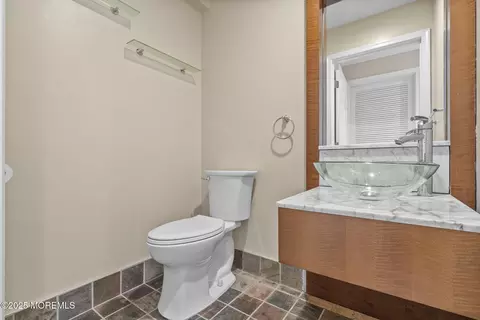 74 Springholm Dr, Berkeley Heights, NJ 07922 photo 17