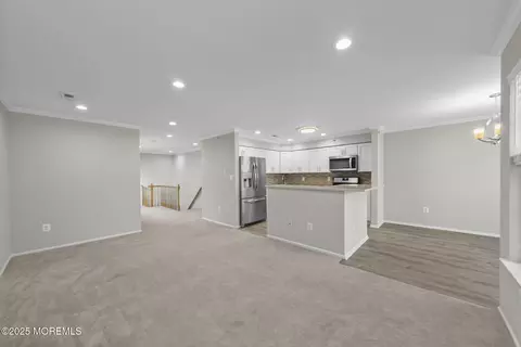 74 Springholm Dr, Berkeley Heights, NJ 07922 photo 11