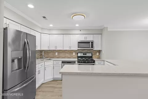 74 Springholm Dr, Berkeley Heights, NJ 07922 photo 12