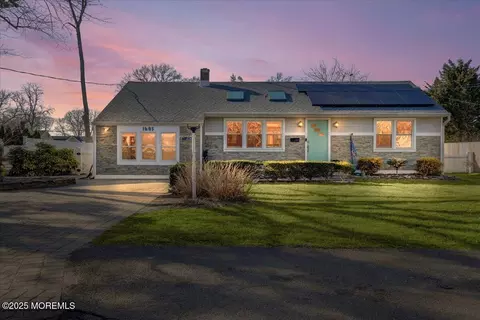 1603 Dorsett Dock Rd, Point Pleasant, NJ 08742