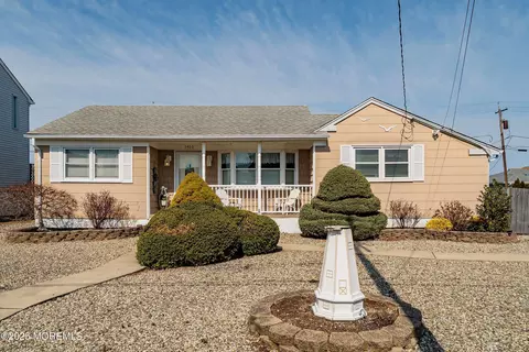 3460 Bergen Ave, Toms River, NJ 08753