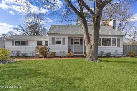 425 18th Ave, Brick, NJ 08724
