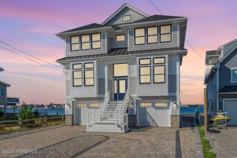 15 Paul Jones Dr, Brick, NJ 08723