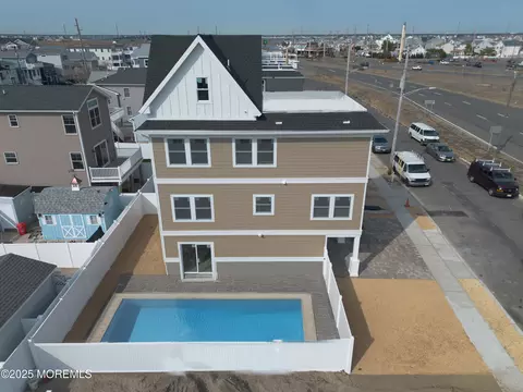 209 Dewey Dr, Seaside Heights, NJ 08751