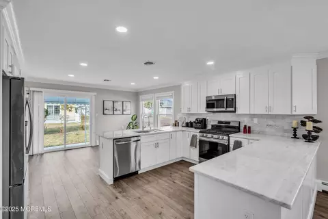 259 Charlotteville Dr N, Toms River, NJ 08757