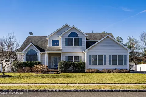 143 Duchess Ln, Brick, NJ 08724