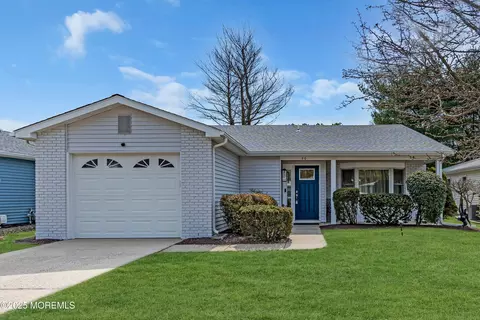 80 Yorkwood Dr, Brick, NJ 08723