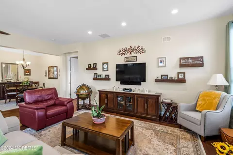 172 Arborridge Dr, Forked River, NJ 08731 photo 14