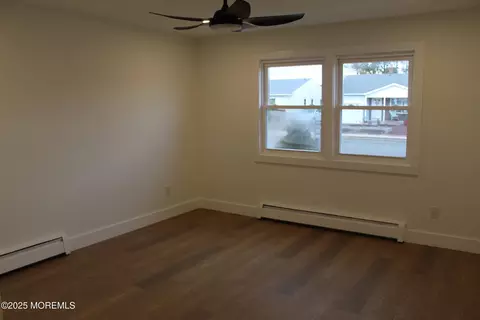 Living - 8 Jericho Rd, Berkeley, NJ 08721 photo 7 of 7