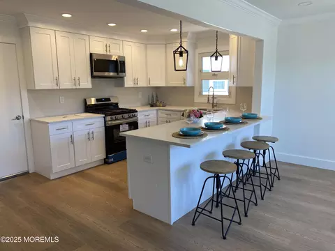 Kitchen - 8 Jericho Rd, Berkeley, NJ 08721 photo 1 of 6