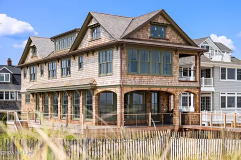 2 Mount St, Bay Head, NJ 08742