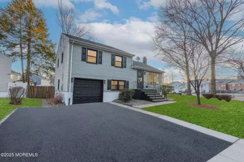 270 Huguenot Ave, Union, NJ 07083