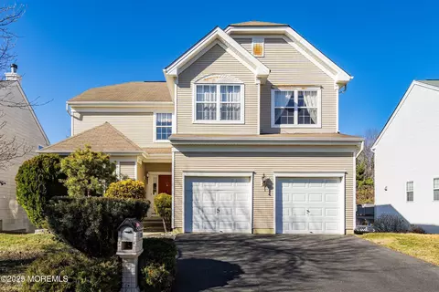 173 Woodcliff Blvd, Morganville, NJ 07751