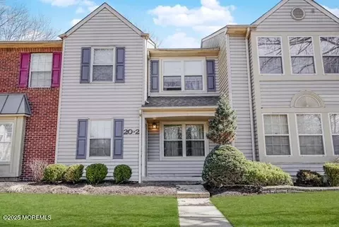 20 Remington Dr #2, Freehold, NJ 07728