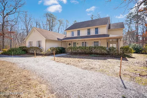 39 John St, Little Egg Harbor, NJ 08087
