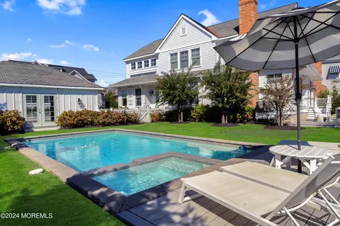 921 Lagoon Ln N, Mantoloking, NJ 08738