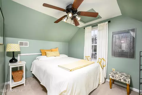 1 Mendon Dr, Howell, NJ 07731 photo 32