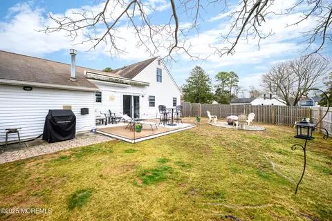 1 Mendon Dr, Howell, NJ 07731 photo 36